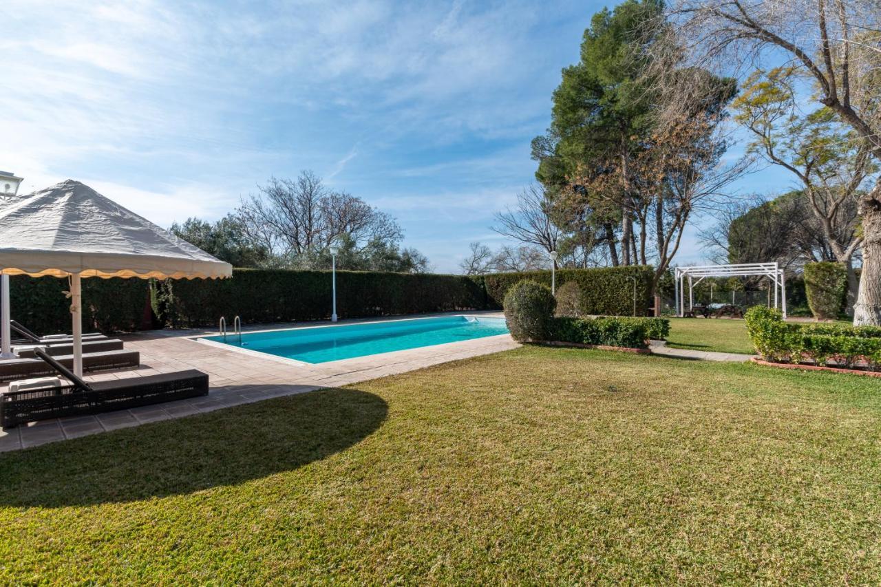 Villa Lucrecia Morón de la Frontera Exteriör bild